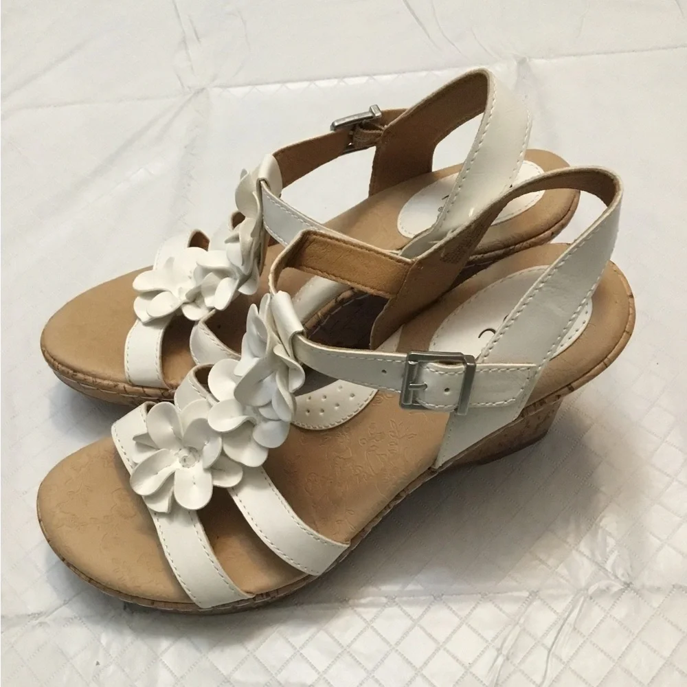 White Floral Wedge Sandals by